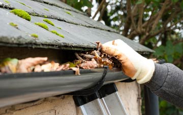 gutter cleaning Saxilby, Lincolnshire